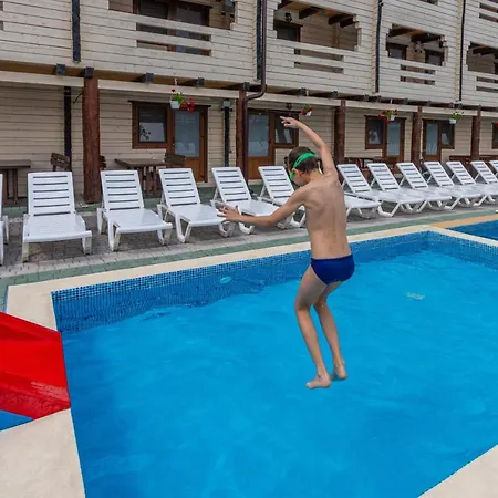 золотий павлін Solotvyno