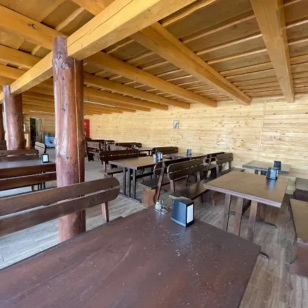 золотий павлін Hotel *